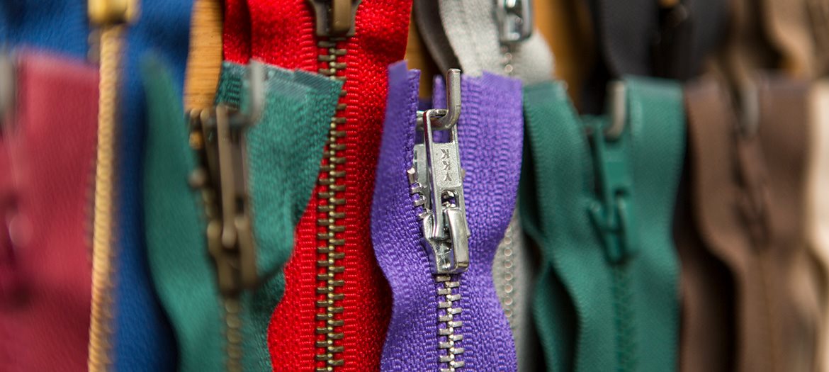 5 Metallic Nylon Countess Zipper Pulls - WAWAK Sewing Supplies